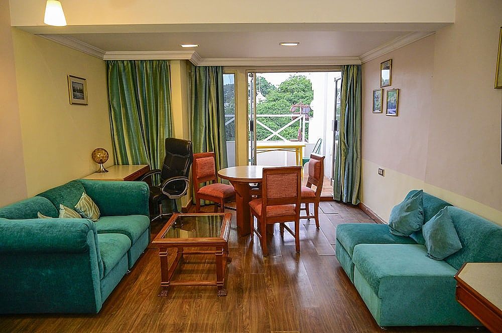 Maya's Kings Kourt Deluxe Double Room, Accessible 4