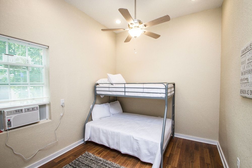 Apartment (3 Bedrooms)