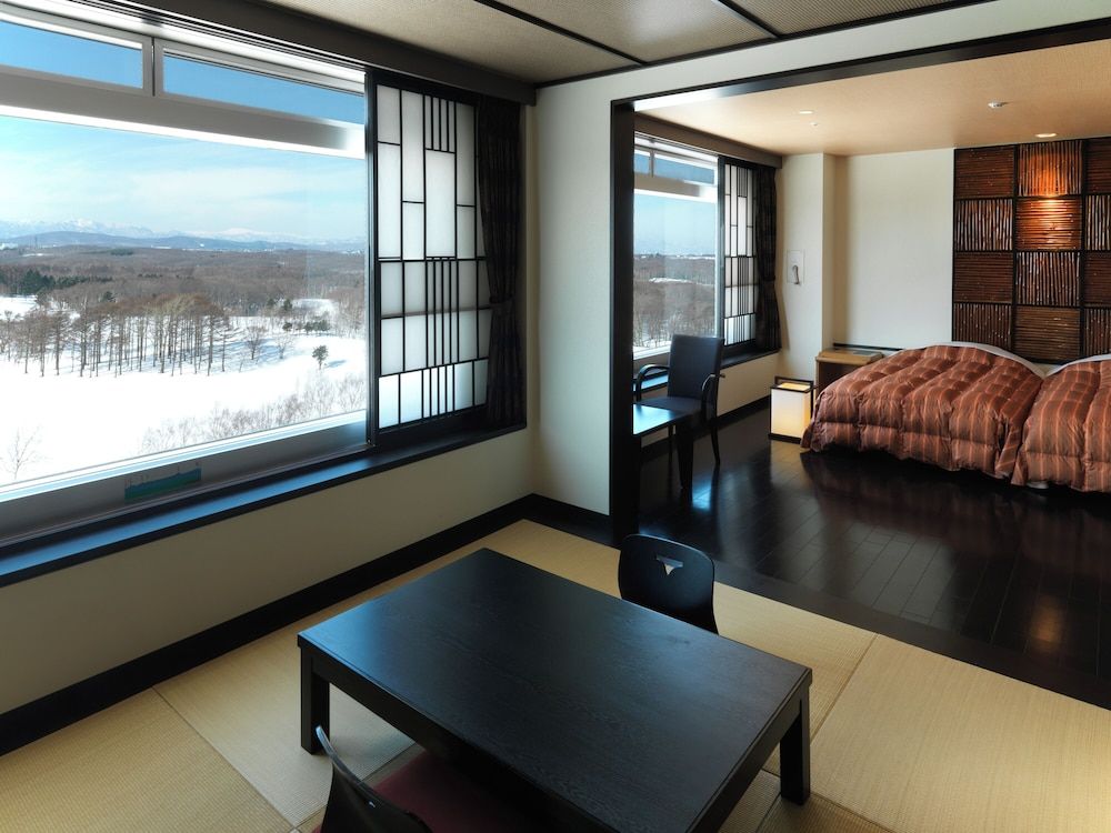 Sapporo Kitahiroshima Classe Hotel Deluxe Room with Tatami area - Non-Smoking (Please book as an adult if your child needs a bed) 16