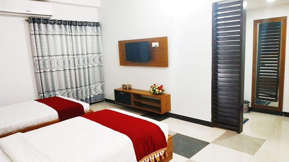 Hotel Khan Palace Deluxe Twin Room 5