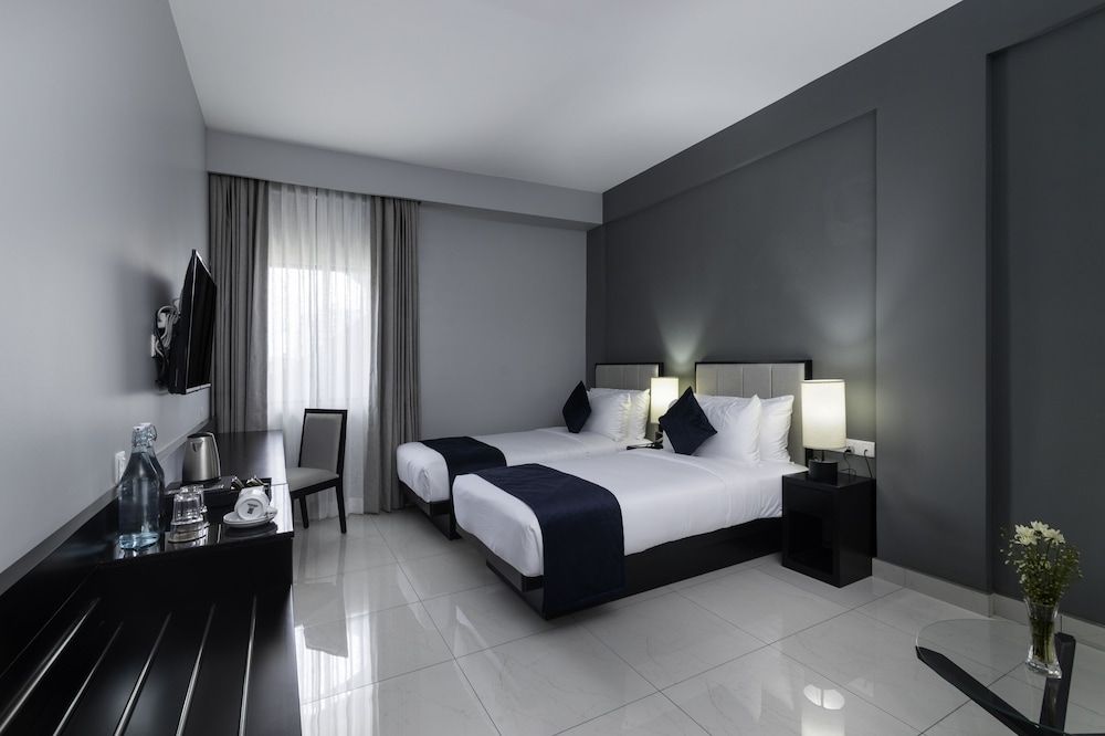 MaRadha Colombo Standard Double Room 3