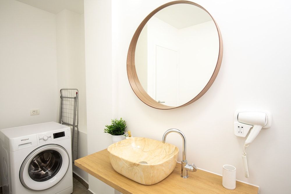 Metropole Apartments Old Center Deluxe Apartment 12