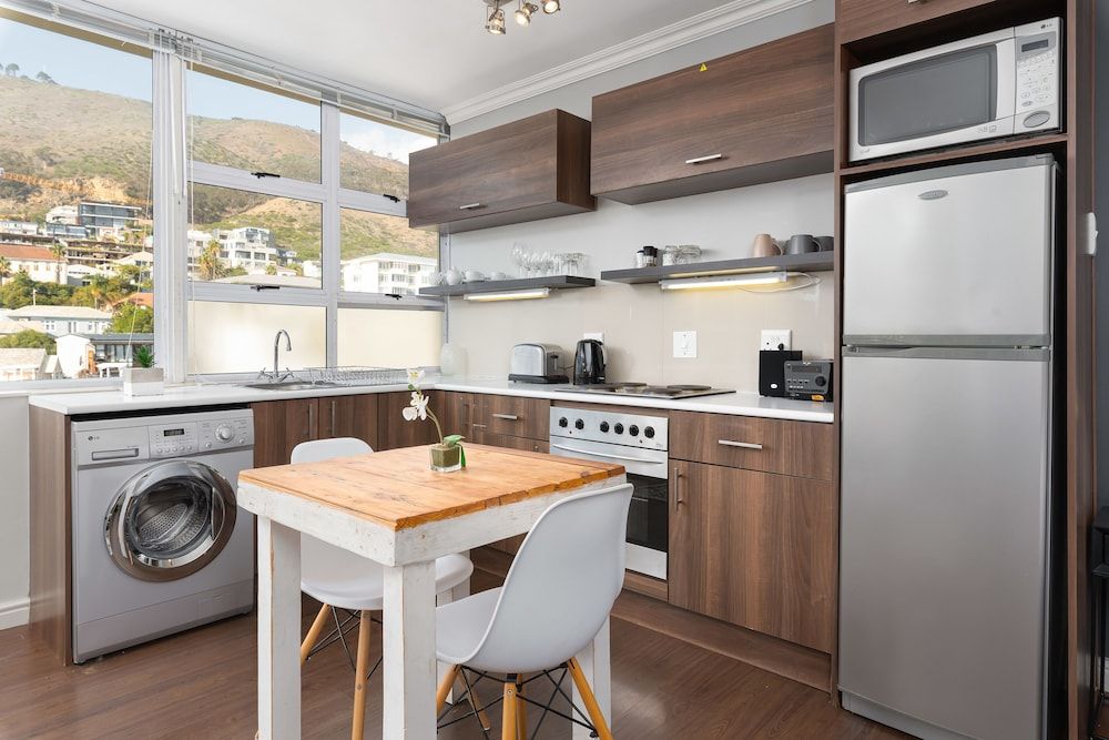 undefined Montclair 604 7