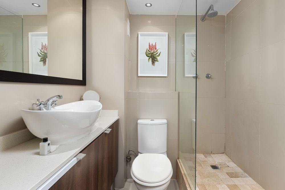 Montclair 604 Comfort Studio 11