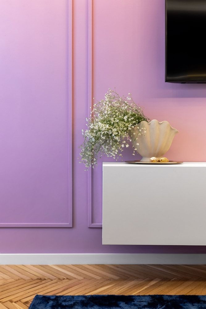 HOLT - Jules Verne's Imaginarium Luxury Apartment 10