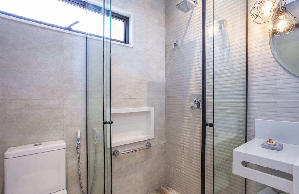 HOTEL VILLAGE ENSEADA Suite Luxo Frente Mar Casal 9