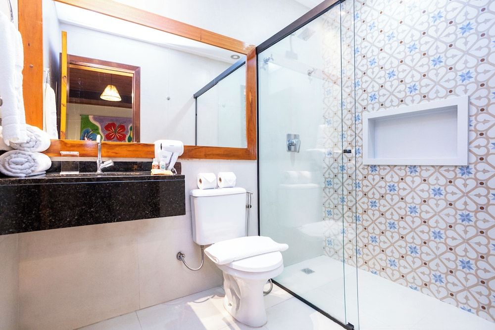 HOTEL VILLAGE ENSEADA Quarto Duplo com Varanda 3