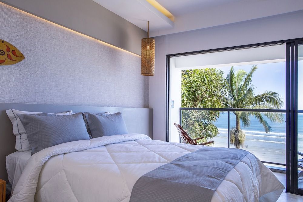 HOTEL VILLAGE ENSEADA Suite Luxo Frente Mar Casal