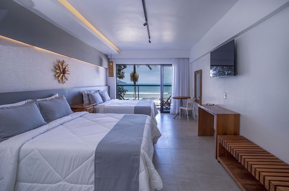 HOTEL VILLAGE ENSEADA Suite Luxo Frente Mar 5