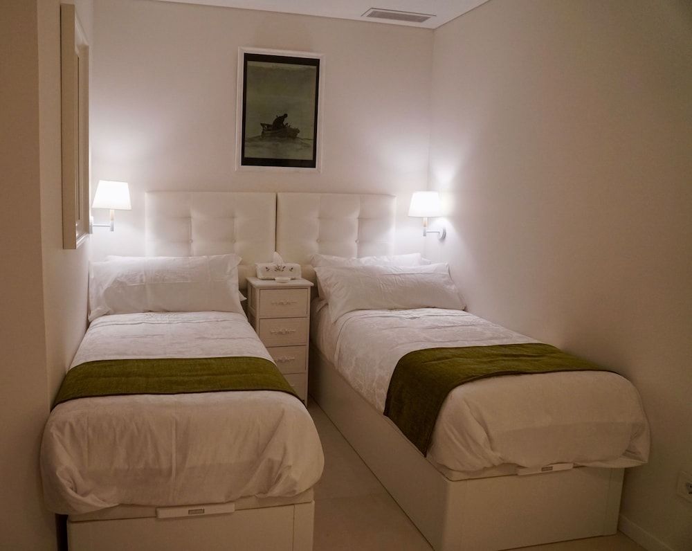 Economy Twin Room