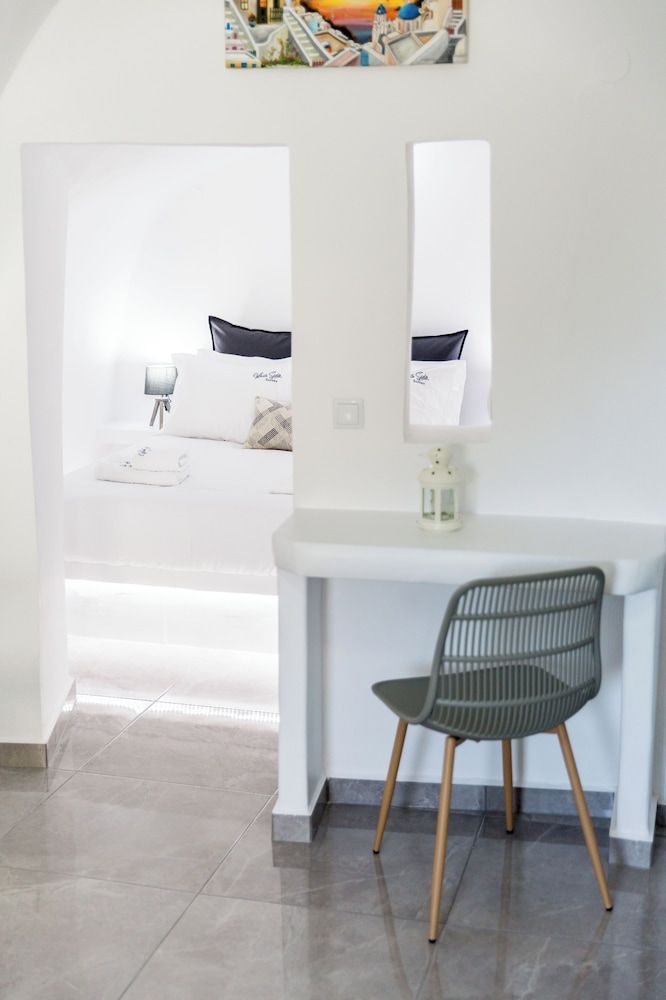 White Side Suites Studio, Sea View (1) 17