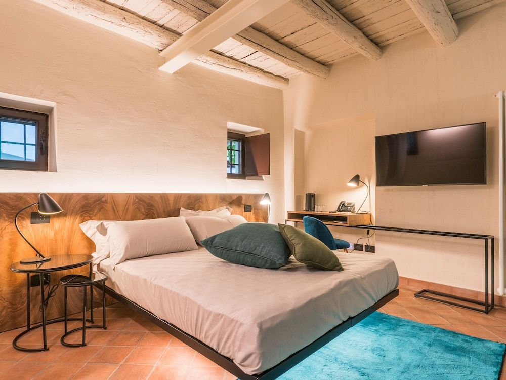 Superior Double or Twin Room (Nepitella)
