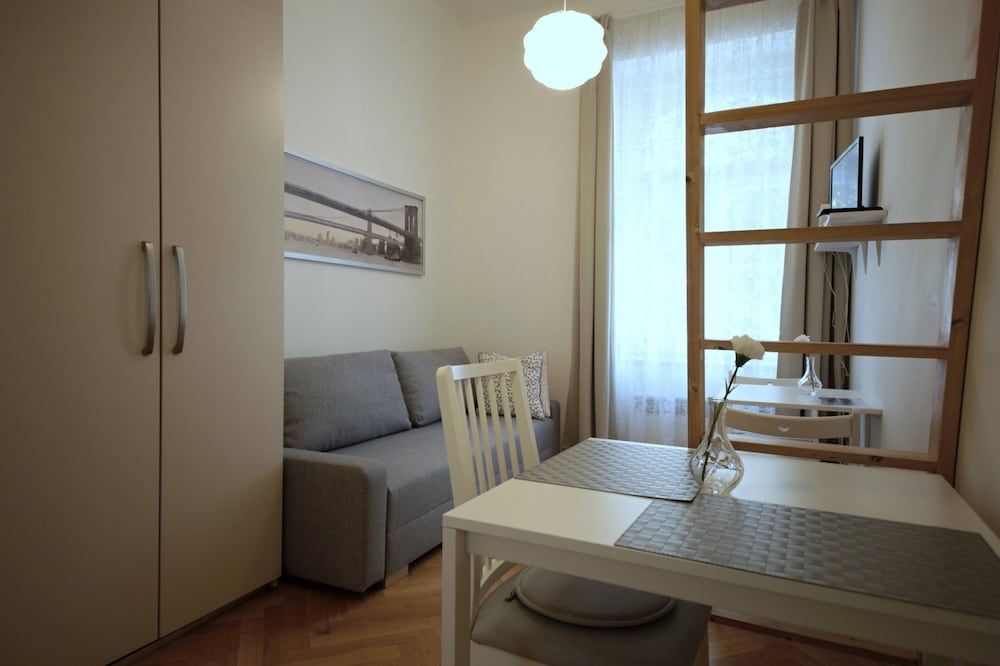 City Castle Aparthotel Junior Apartment (#42) 4