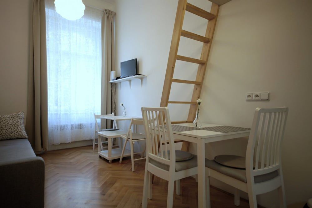 City Castle Aparthotel Junior Apartment (#42) 9