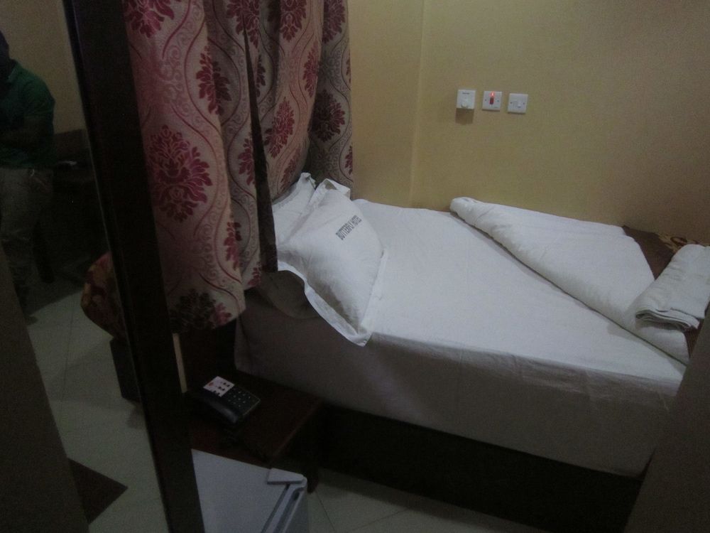 undefined Butterfly Hoteltz 10