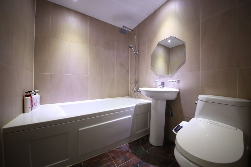 Xian Hotel Room (VR Game / Breakfast for 2) 3