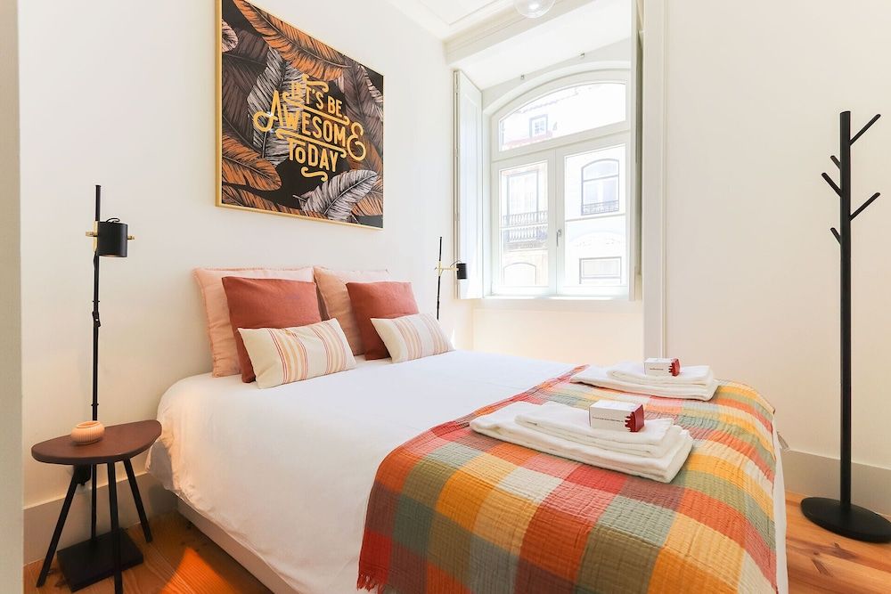 Downtown Santa Justa by Homing Apartment, 2 Bedrooms, 2 Bathrooms 4