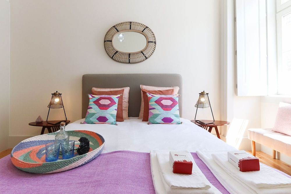 Downtown Santa Justa by Homing Apartment, 2 Bedrooms, 2 Bathrooms 3