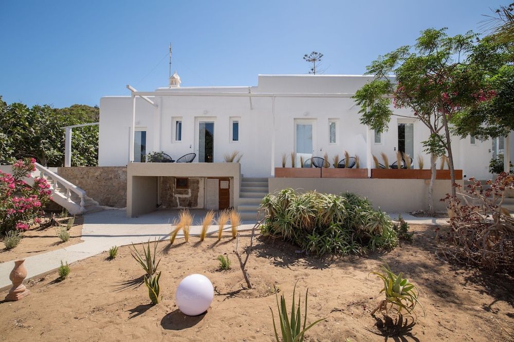 undefined Faos Exclusive Suites 5