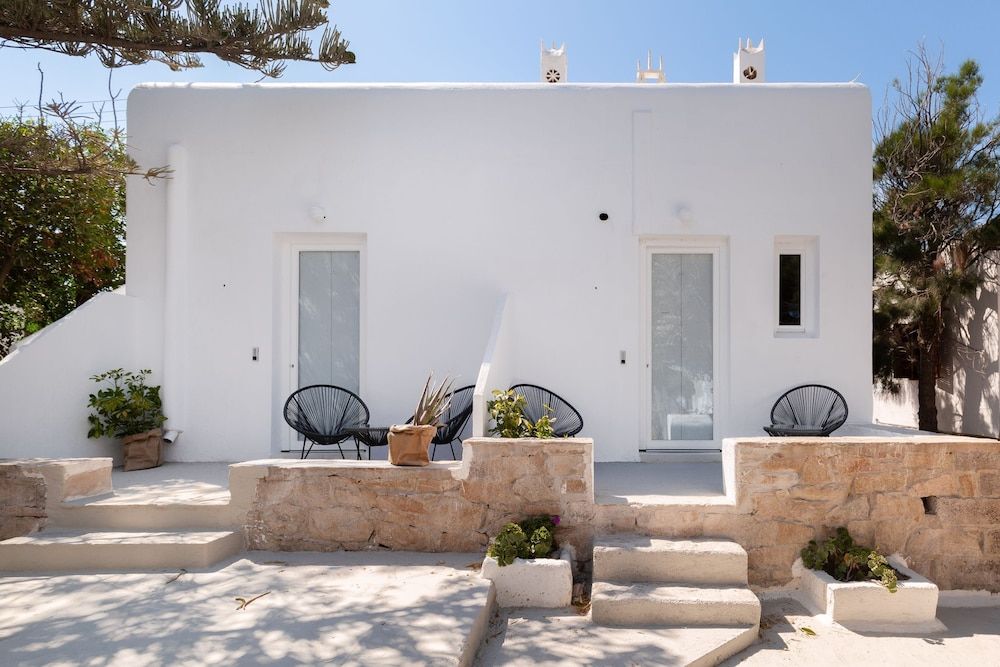 undefined Faos Exclusive Suites 7