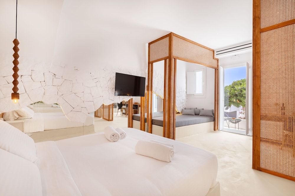 undefined Faos Exclusive Suites 9