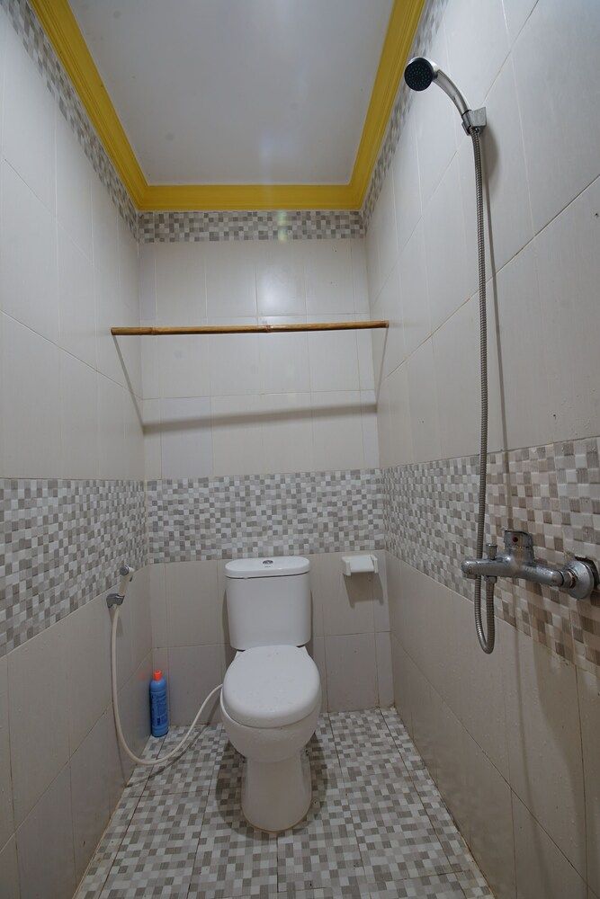 Zam Zam Anjani Villa Deluxe Room, 1 King Bed, Garden View 9