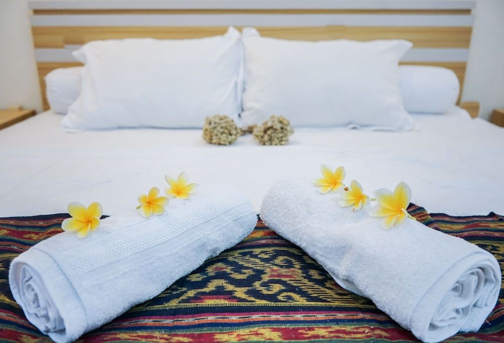 Zam Zam Anjani Villa Deluxe Room, 1 King Bed, Garden View 4