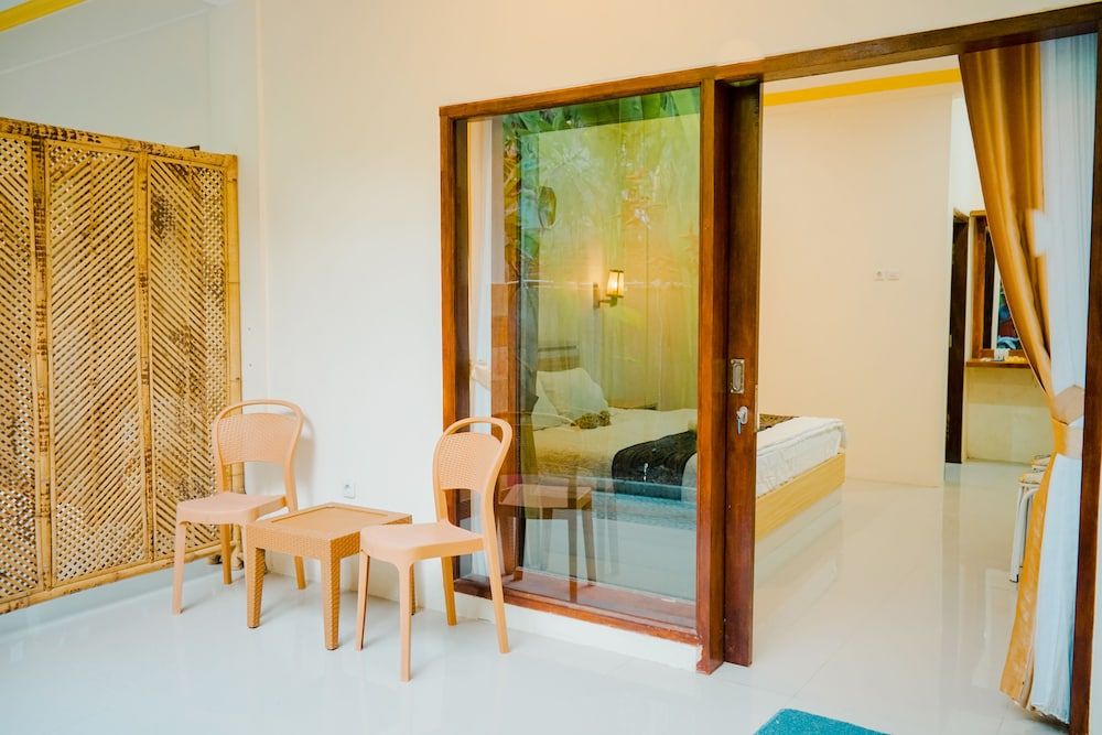 Zam Zam Anjani Villa Deluxe Room, 1 King Bed, Garden View 13