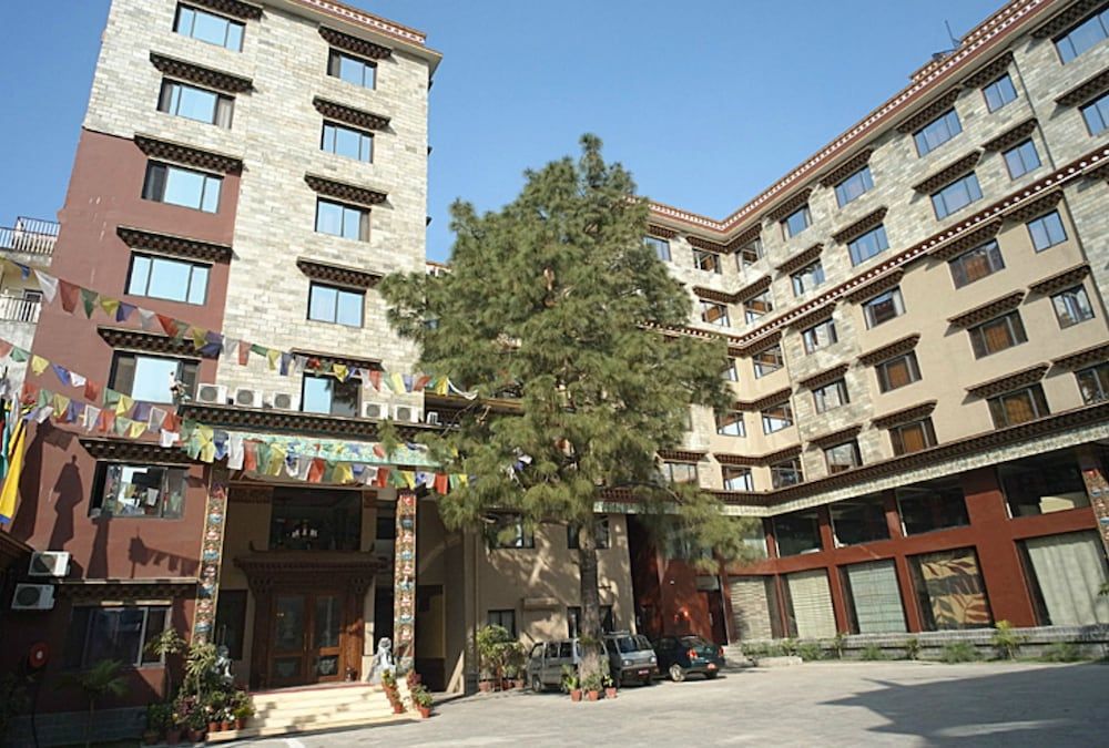 undefined Hotel Tibet International 4