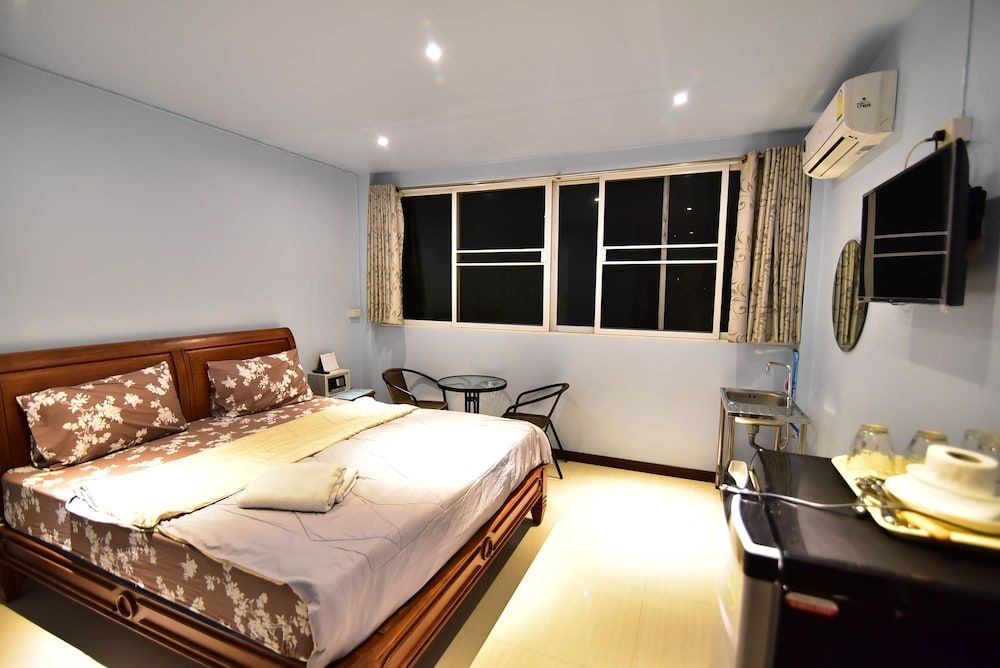 undefined Sorot House 4