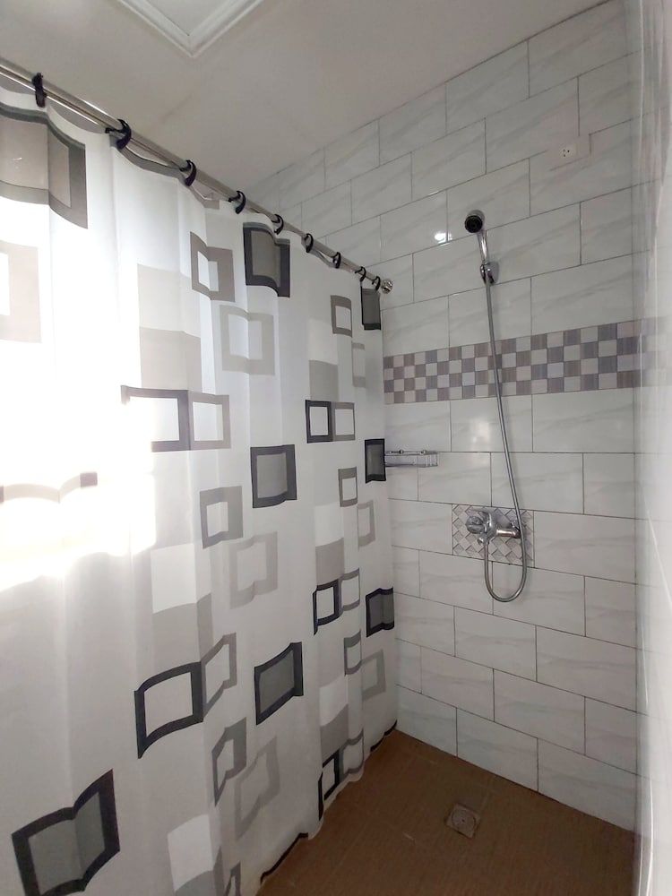 Golden Pension House Premium Room, Garden View 16