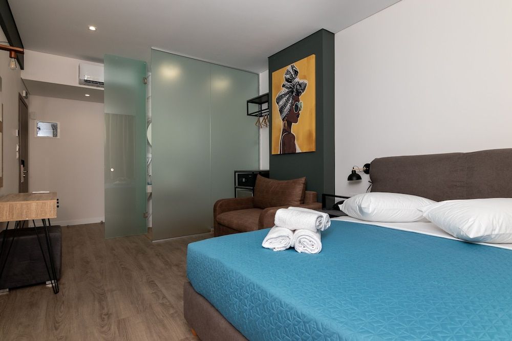 Dunlin Hotel Comfort Room 3