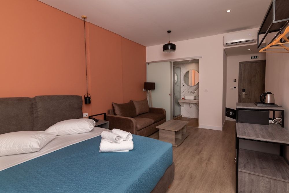 Dunlin Hotel Comfort Room 2