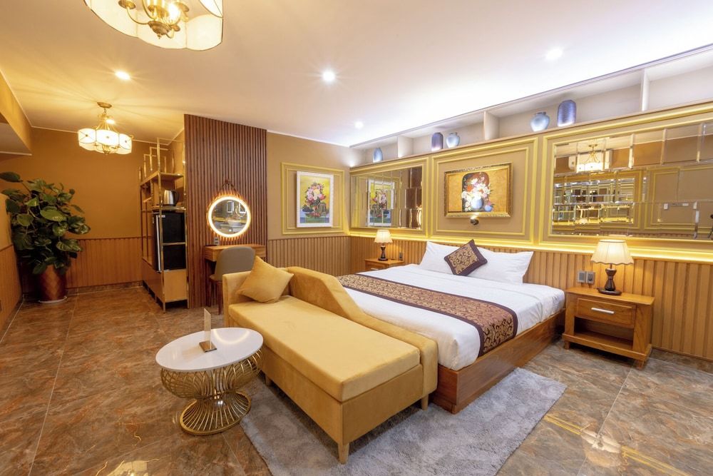 La Fleur Premium Central Apartment Deluxe Family Room 2