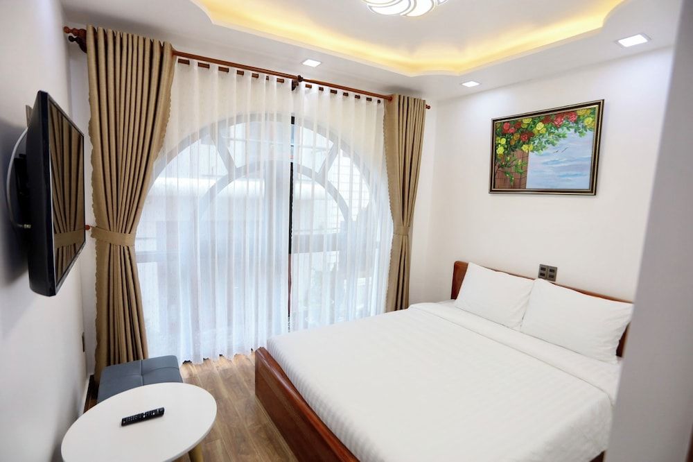 3 Bedroom Executive Apartment