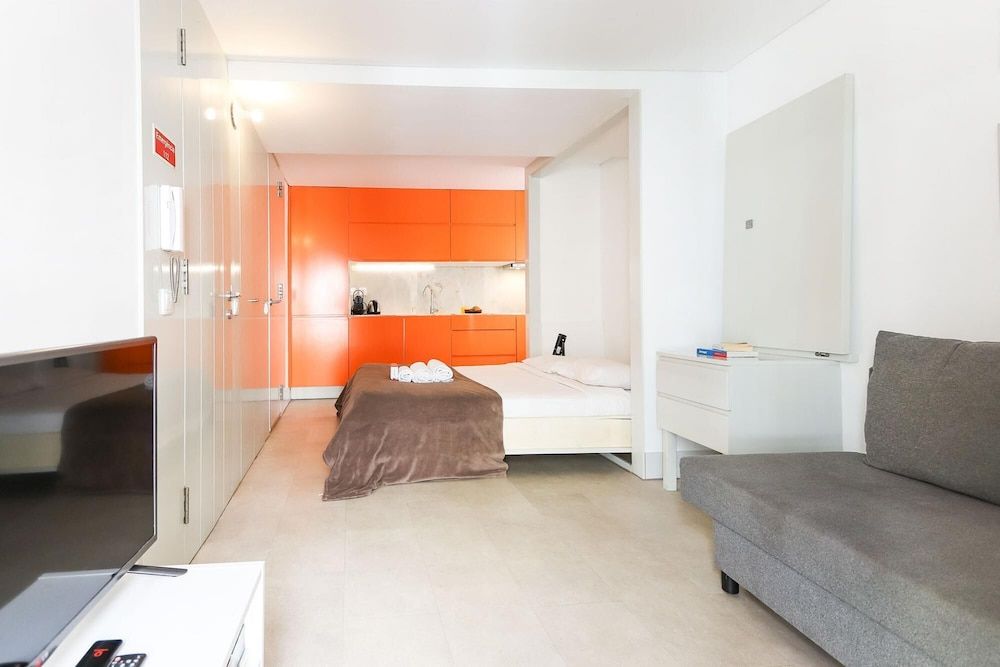 undefined Alfama Modern Loft by Homing 4