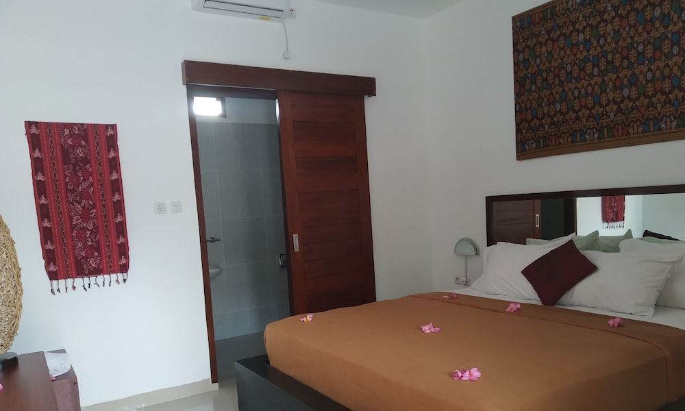 Tom and Jerry Villa Lombok Standard Room 3