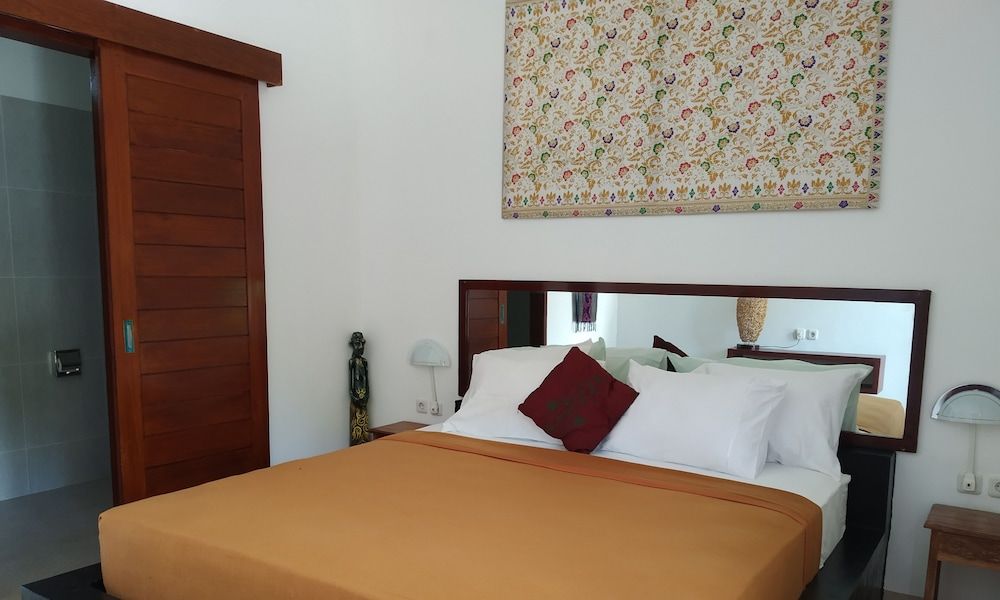 Tom and Jerry Villa Lombok Standard Room 4