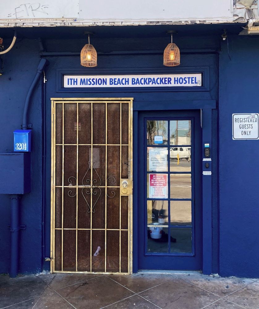 undefined ITH Mission Beach Backpacker Hostel 6