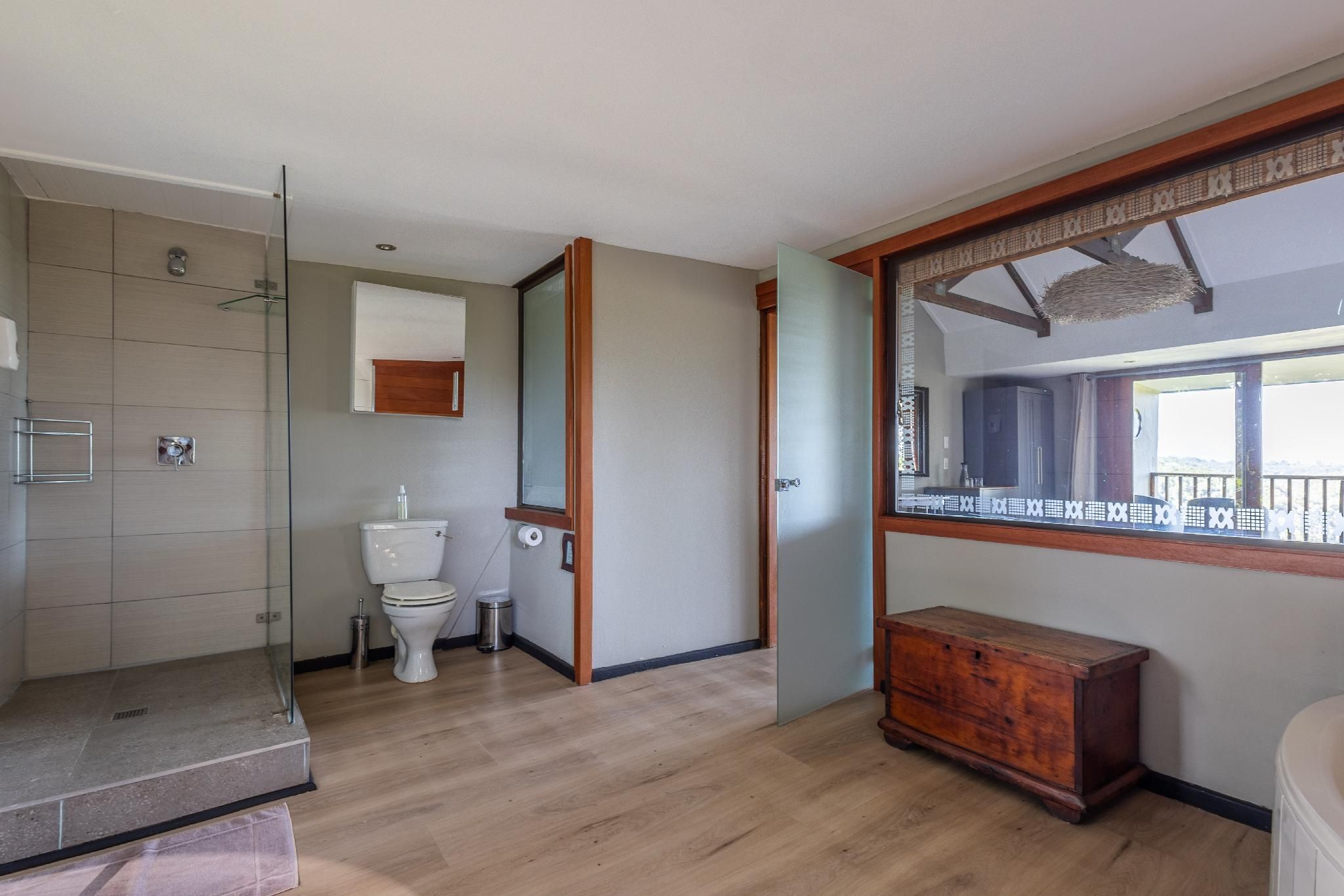 Hog Hollow Country Lodge Family Suite 3