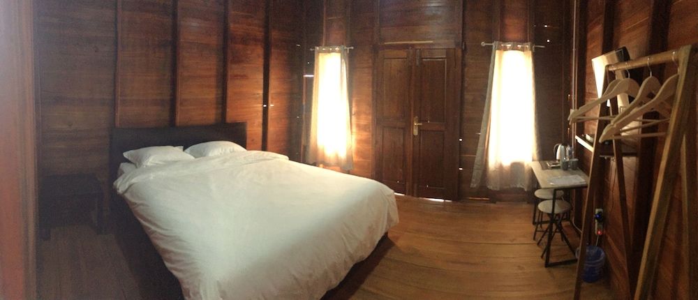 Tanah Penida Bungalow Standard King Room 2