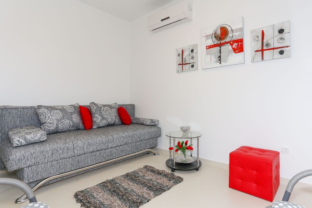 Family Apartment, Garden View