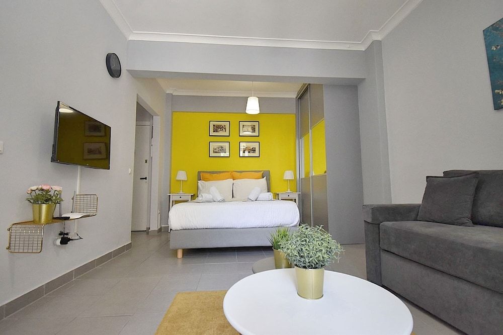 undefined Check Point - Acropolis 7