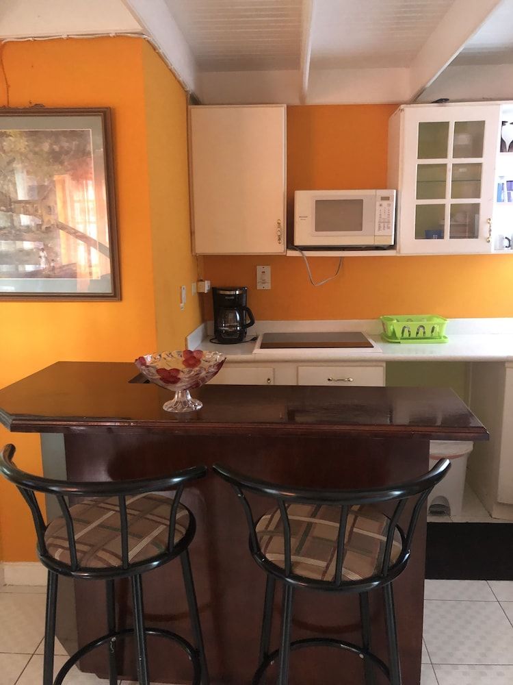 Majestic Supreme Ridge Cott Family Room, 2 Bedrooms, Smoking, Beach View 11