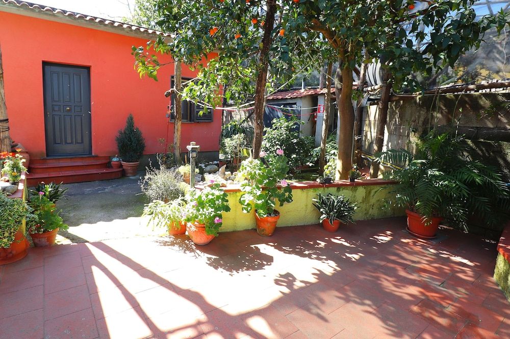 undefined B&B La Maison De Titty & Margy 4