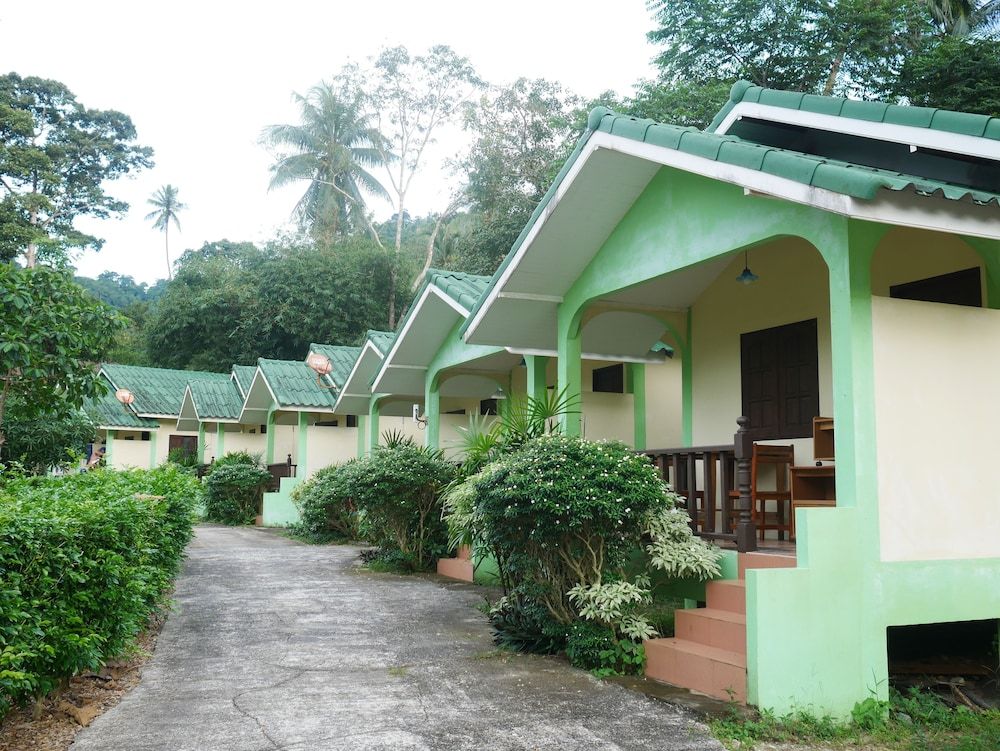 undefined Tara Resort Samui 7