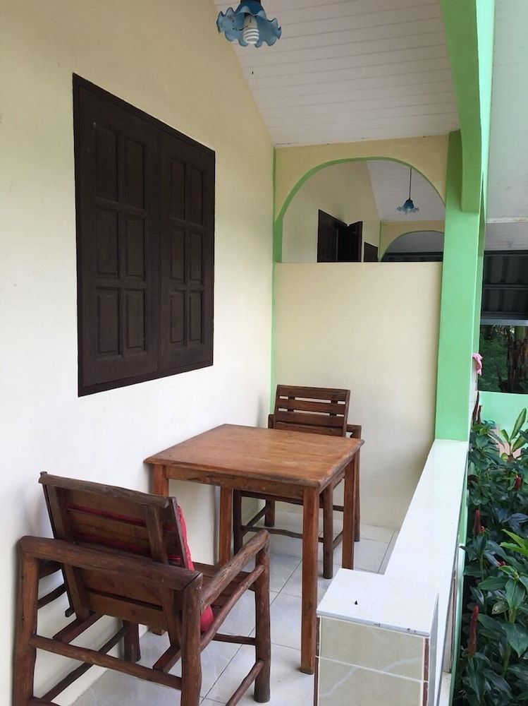 Tara Resort Samui Standard Bungalow, 1 King Bed, Non Smoking, Mountain View 5