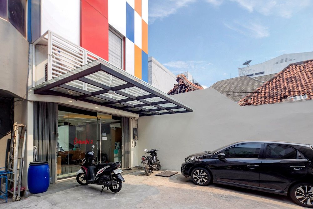 undefined Capital O 1121 Orienchi 2 3