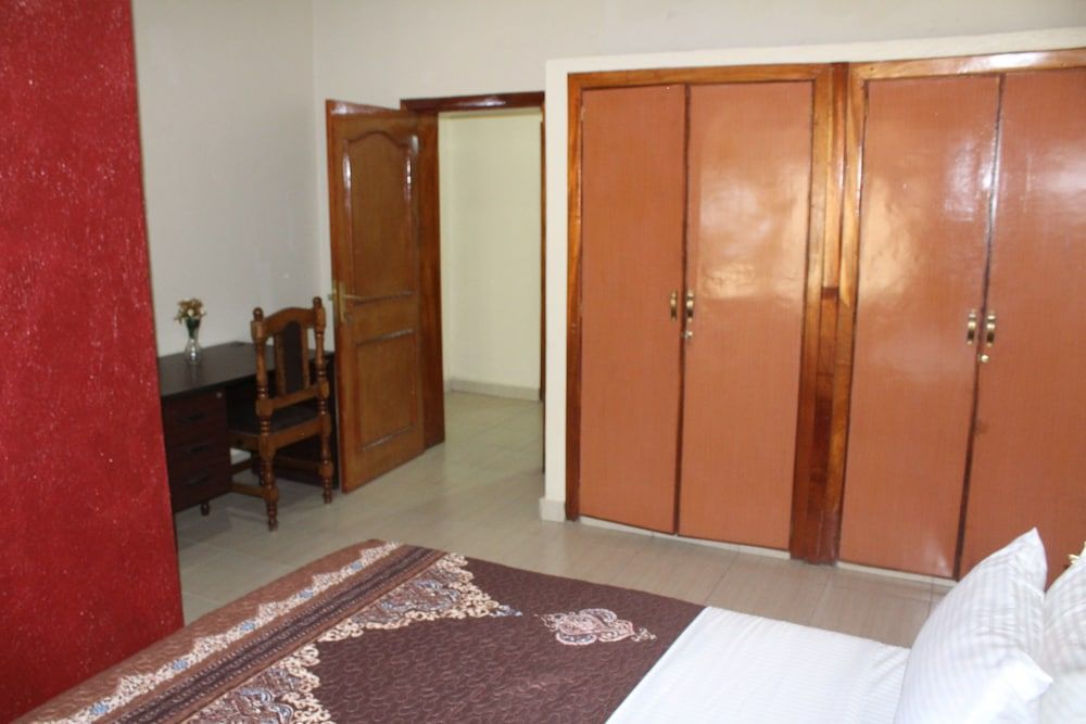 undefined Happy Home and Dine 8