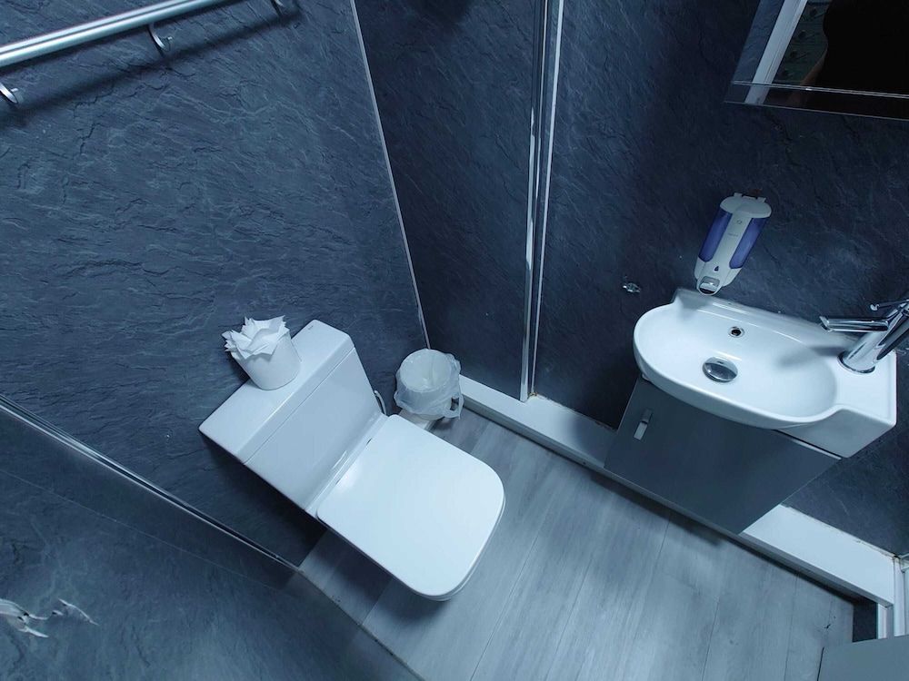 High Tide Hotel Superior Double Room, 1 King Bed 5